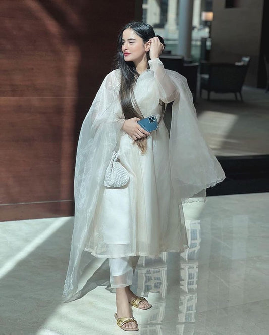 White Rose - suidhagaofficial