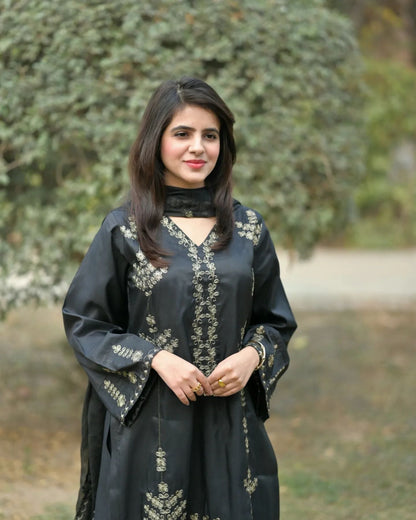 Smoky Black - suidhagaofficial