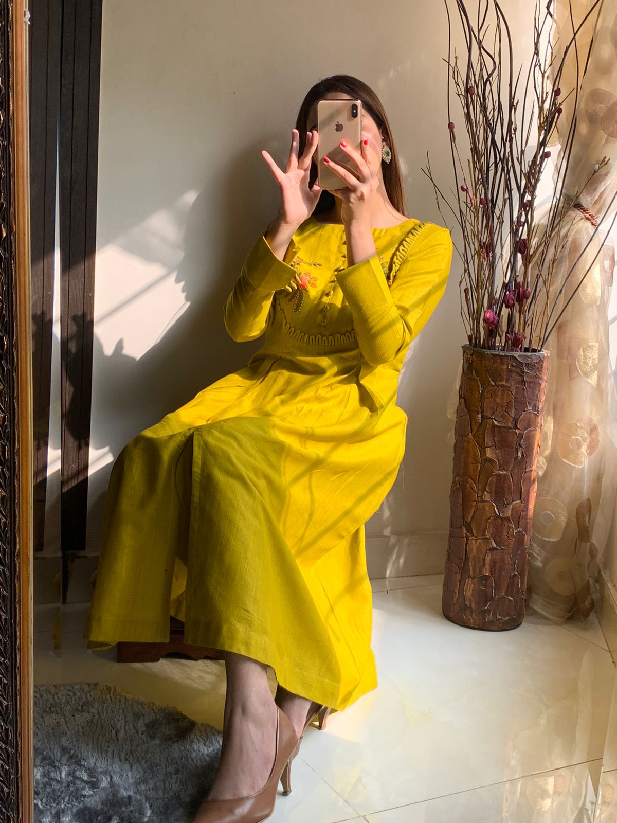 Golden Saffron - suidhagaofficial