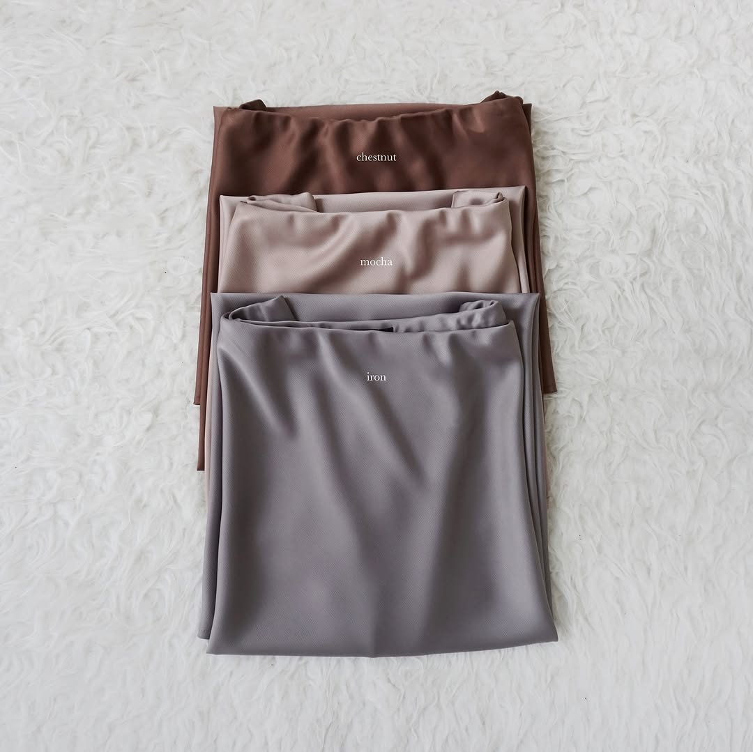 IRON GRACE | SATIN MIDI SKIRT
