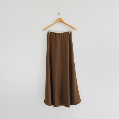 COFFEE BRONZE | SATIN MIDI SKIRT