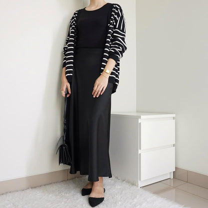 PITCH BLACK | SATIN MIDI SKIRT