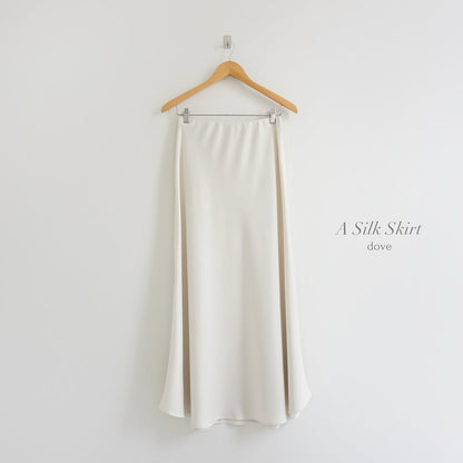 DOVE WHITE| SATIN MIDI SKIRT